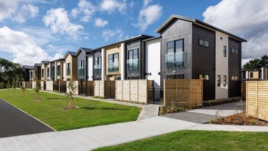 12 Te Ara o Ralph Olsen, Wainuiomata, Lower Hutt - Carousel 1