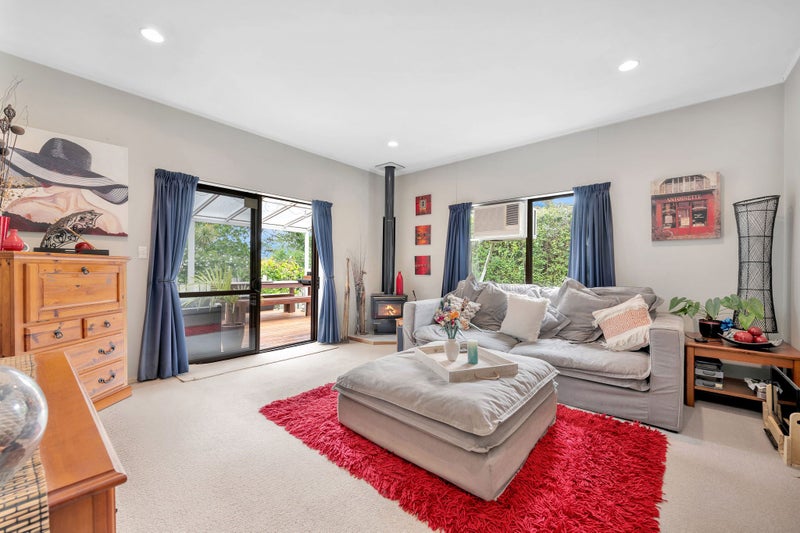 1/161 Aviemore Drive, Highland Park, Auckland - Carousel 2