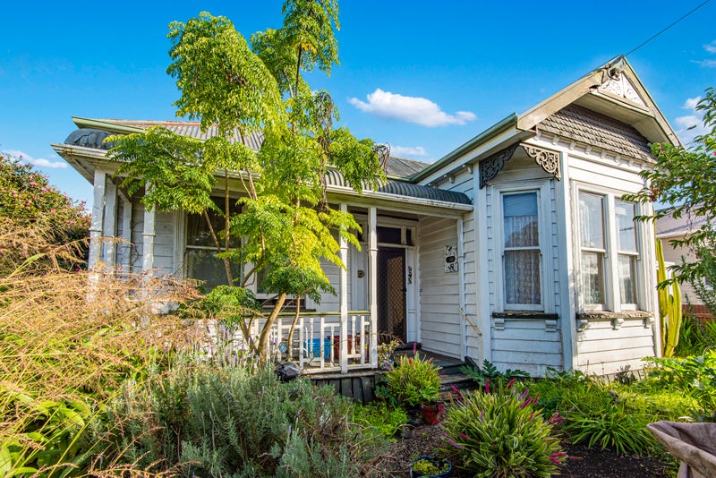 39 Kamo Road, Regent, Whangarei - Carousel 1