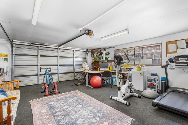 15 Crosdale Place, Burnside, Christchurch - Carousel 23