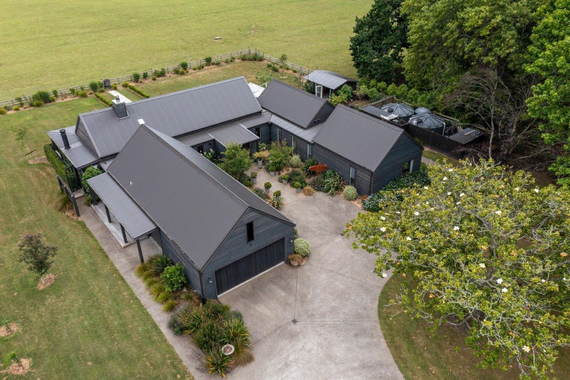 162 Monument Road, Papakura - Carousel 2