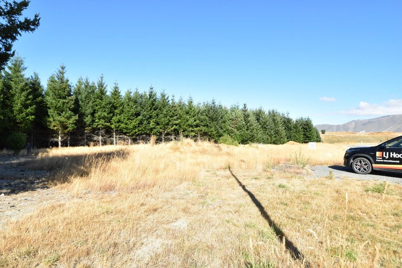 73 The Drive, Twizel - Carousel 2