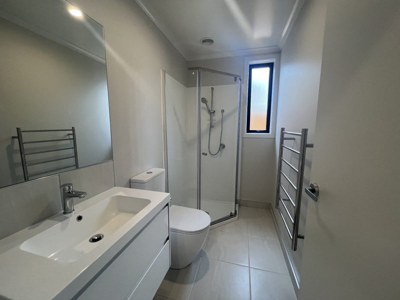 25 Scenic Rise, Rototuna North, Hamilton - Carousel 14