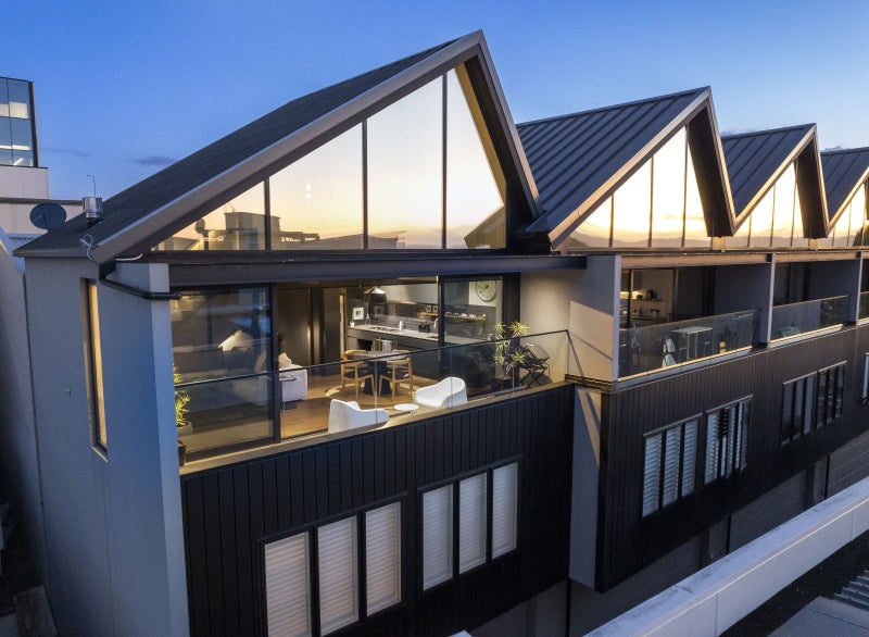 11E Scanlan Street, Grey Lynn, Auckland - Carousel 1