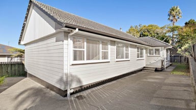 64A Don Buck Road, Massey, Auckland - Carousel 1