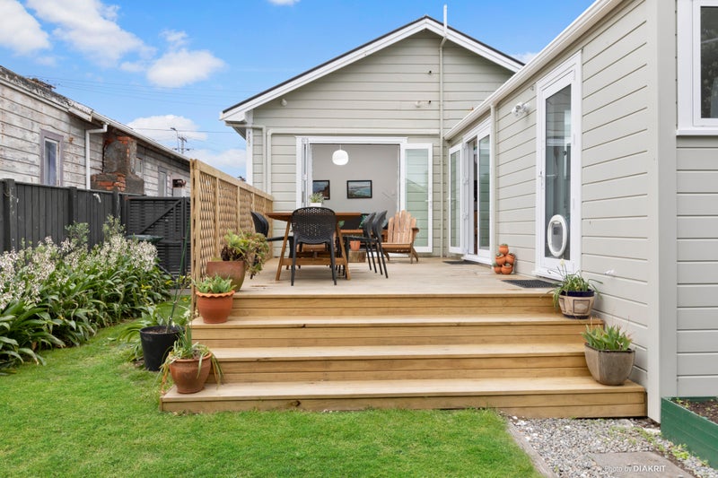 110 Coutts Street, Kilbirnie, Wellington - Carousel 1