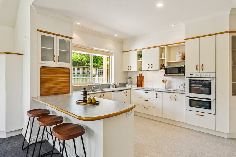 2B Maple Lane, Waikanae - Carousel 2