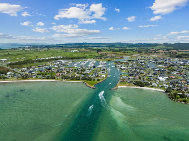 8 Torea Lane, One Tree Point - Carousel 42