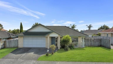 8 Nephin Place, East Tamaki Heights, Auckland - Carousel 1