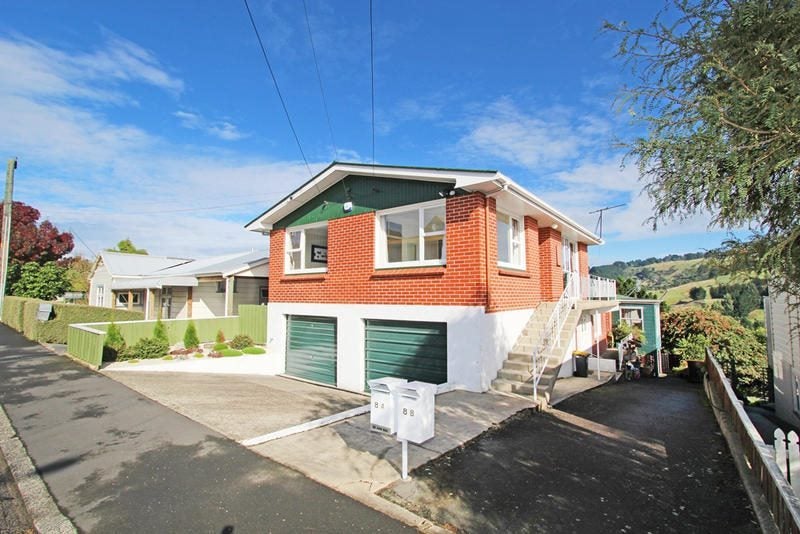 8A Borthwick Street, Kenmure, Dunedin - Carousel 1