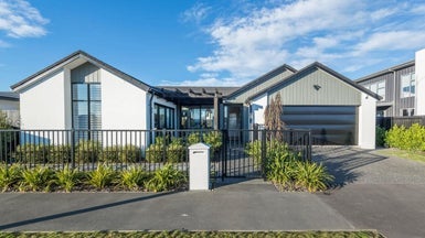 29 Prestons Park Drive, Marshland, Christchurch - Carousel 1