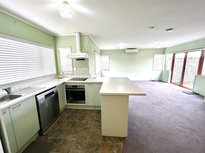 14 Blueridge Close, Sunnyvale, Auckland - Carousel 2
