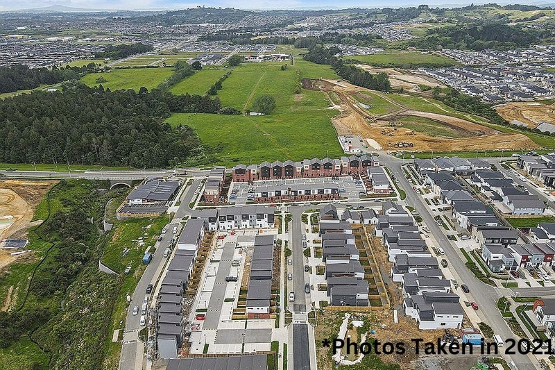 34 Picturesque Drive, Flat Bush, Auckland - Carousel 12