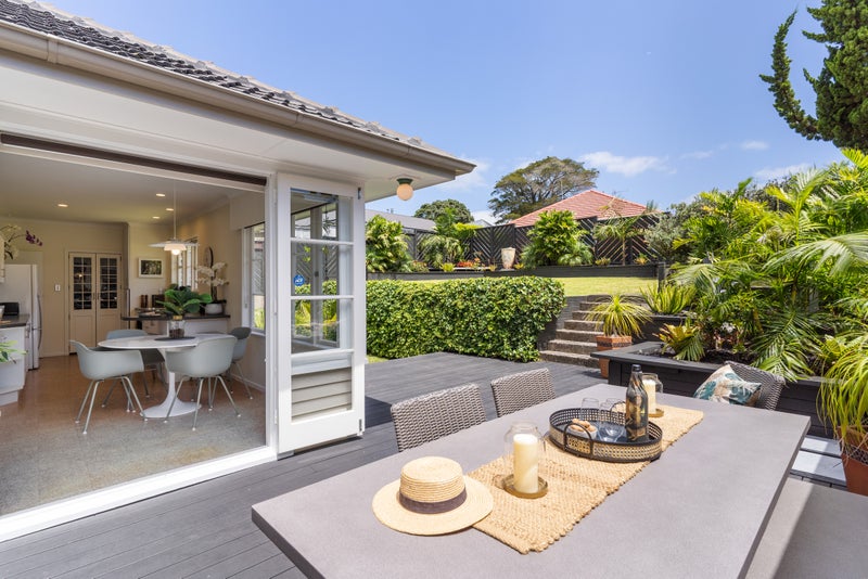 6 Boyd Avenue, Royal Oak, Auckland - Carousel 1