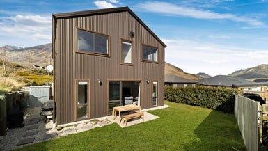 11 Toni's Terrace, Lower Shotover, Queenstown - Carousel 1
