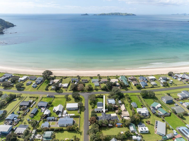 2 Mako Street, Taupō Bay, Mangōnui - Carousel 1