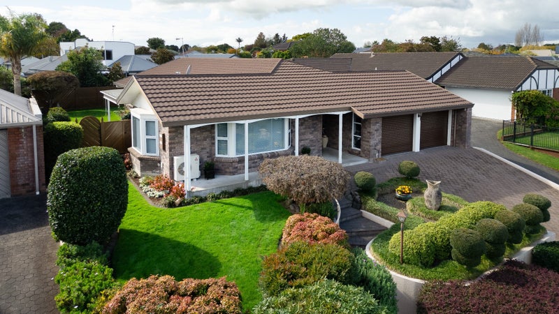 5 Crowden Place, Harrowfield, Hamilton - Carousel 1