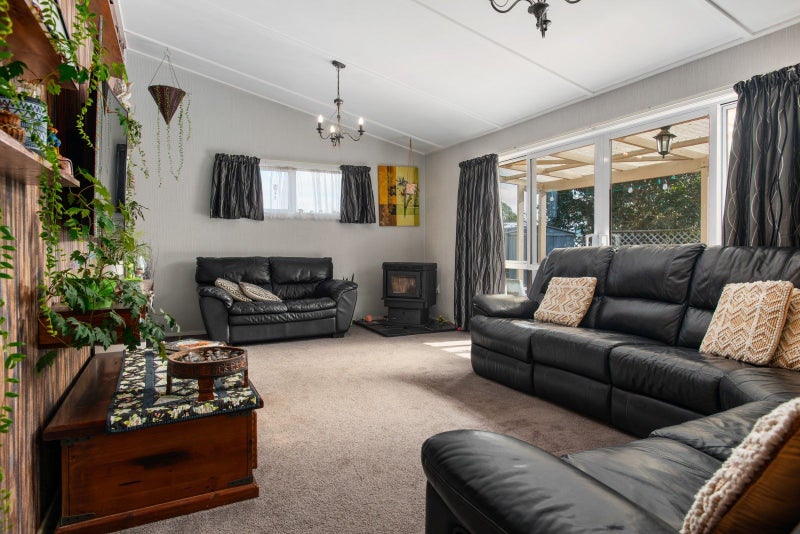 26 Dunton Drive, Welcome Bay, Tauranga - Carousel 2