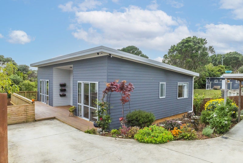 115A Rawhiti Road, Pukerua Bay, Porirua - Carousel 1