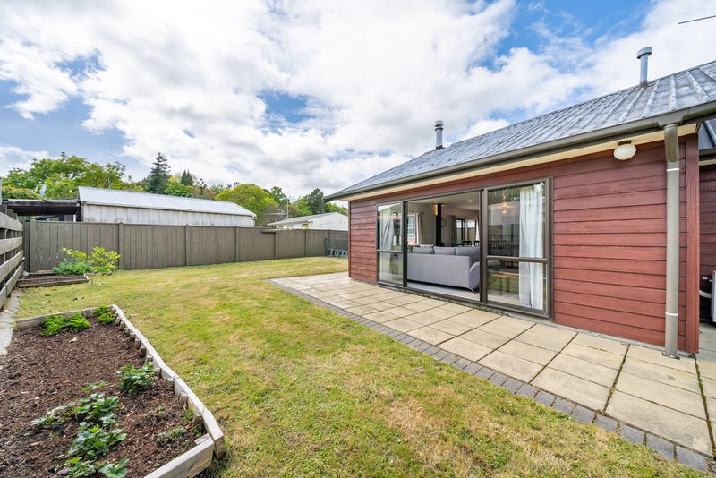 36 Shanly Street, Brown Owl, Upper Hutt - Carousel 2