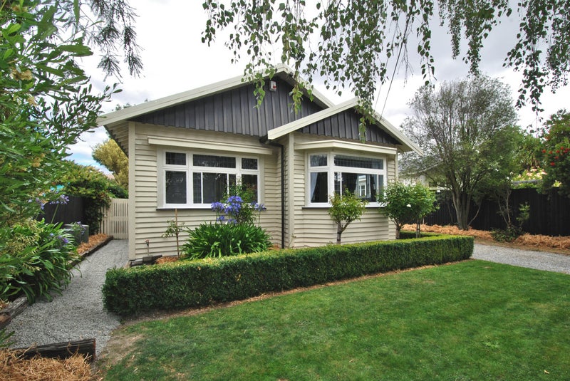 94 Malcolm Avenue, Beckenham, Christchurch - Carousel 1
