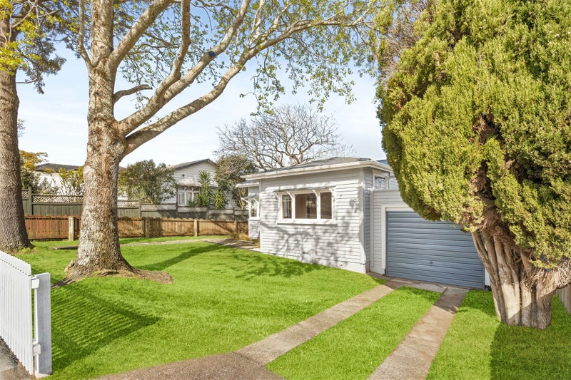 104 Ash Street, Avondale, Auckland - Carousel 19