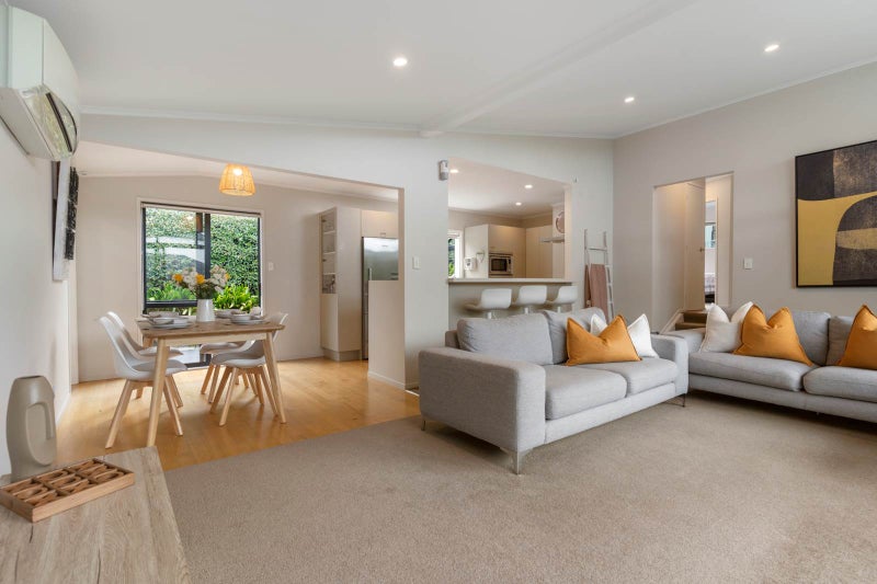 14 Troy Place, Glendowie, Auckland - Carousel 2