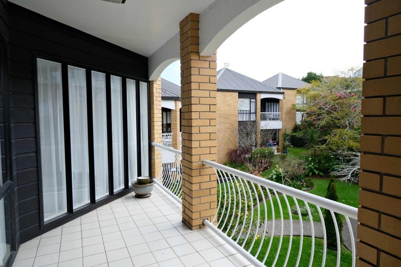 10/31 Green Lane East, Remuera, Auckland - Carousel 14