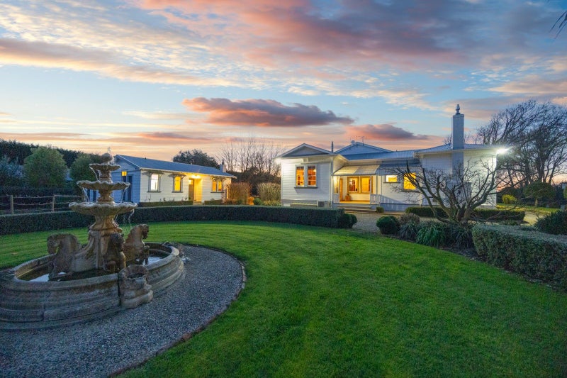 105 Lockwood Road, Kairanga, Palmerston North - Carousel 2