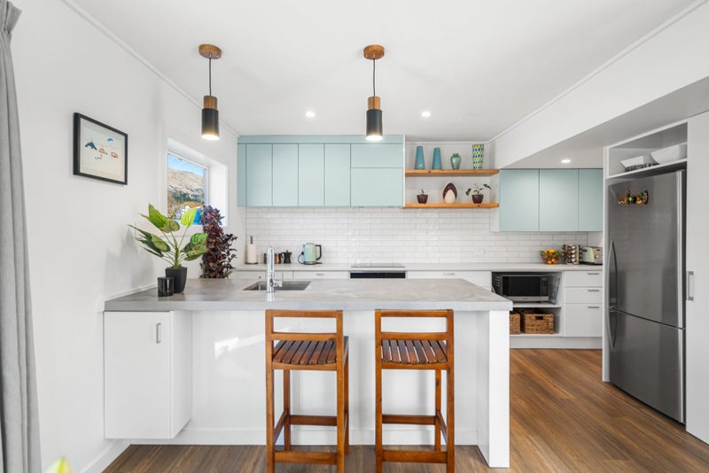 2/35 Wiggins Street, Sumner, Christchurch - Carousel 2