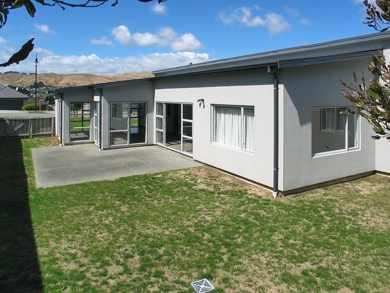 38 Nelson Avenue, Aotea, Porirua - Carousel 18