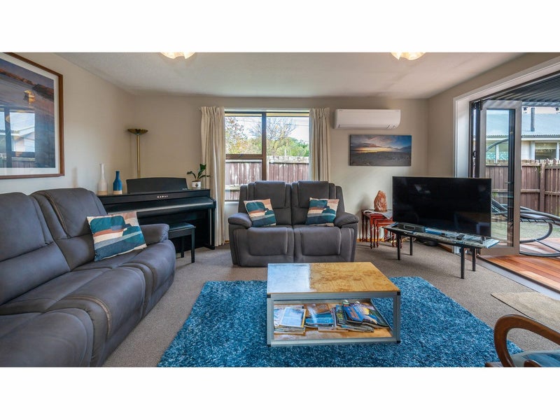 2/150 Riverlaw Terrace, Saint Martins, Christchurch - Carousel 2