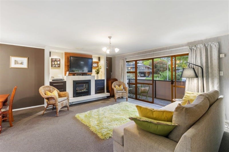 8 Hamish Place, Sunnyhills, Auckland - Carousel 2