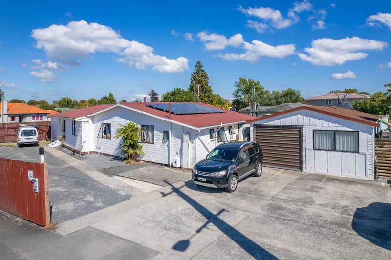 281 Dey Street, Hamilton East, Hamilton - Carousel 16