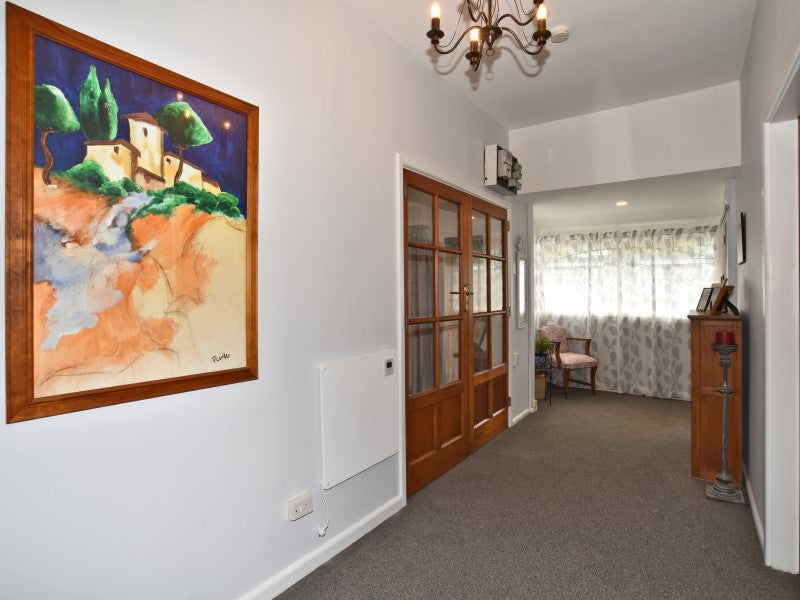 1/90 Martin Avenue, Beckenham, Christchurch - Carousel 2