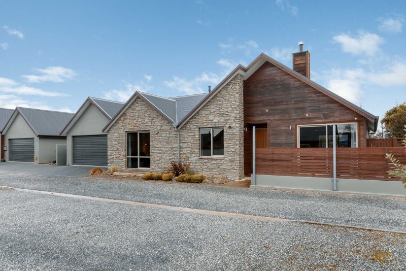 33E Larch Crescent, Alexandra, Alexandra - Carousel 1