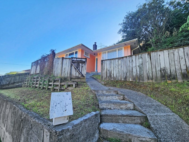 14 Thomson Grove, Stokes Valley, Lower Hutt - Carousel 12