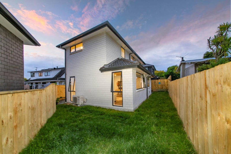 4/23 Withers Road, Glen Eden, Auckland - Carousel 2