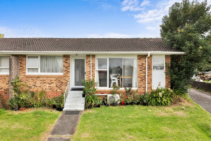 2/16 Boyd Avenue, Onehunga, Auckland - Carousel 1