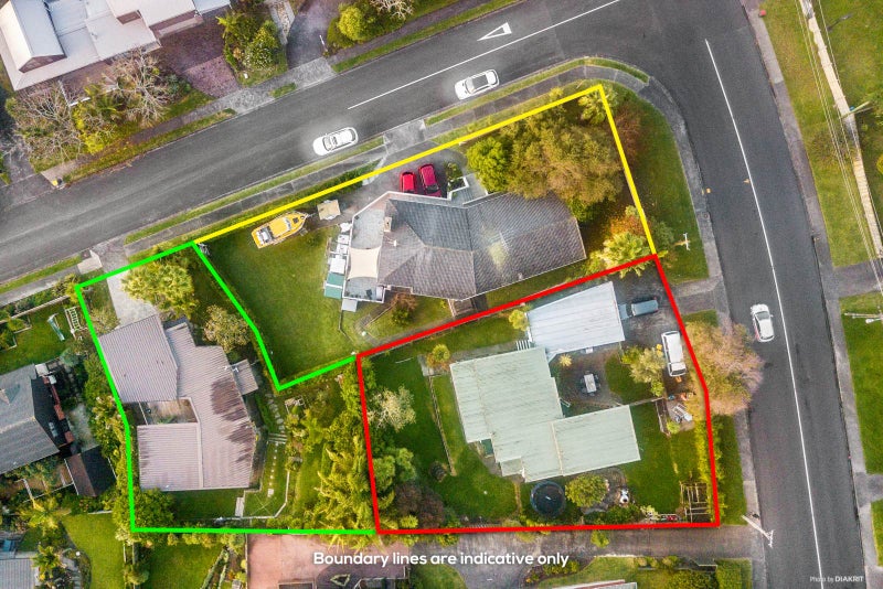 2 Tiri View Place, Waiake, Auckland - Carousel 1