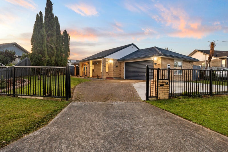 11 Rosemead Place, Randwick Park, Auckland - Carousel 2