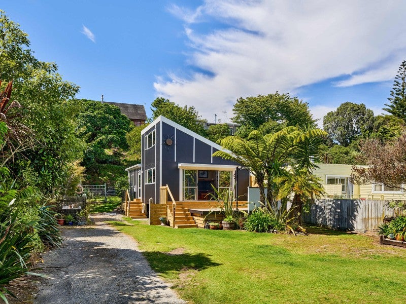 78 Glen Road, Raumati South, Paraparaumu - Carousel 1