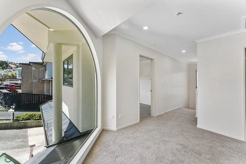 18 Pistachio Place, Goodwood Heights, Auckland - Carousel 1