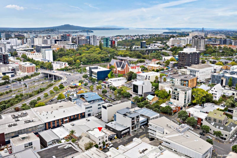 1/26 Karaka Street, Newton, Auckland - Carousel 19