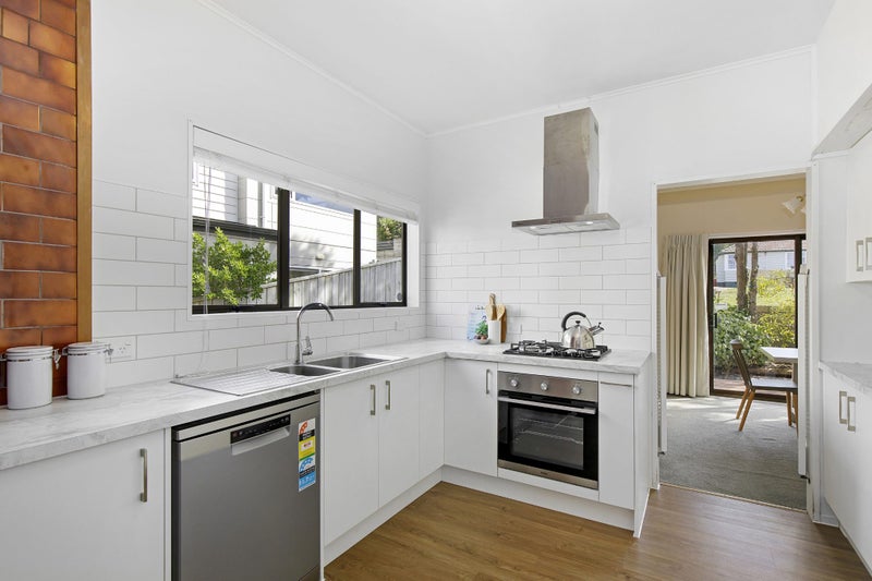 111 Moorefield Road, Johnsonville, Wellington - Carousel 2