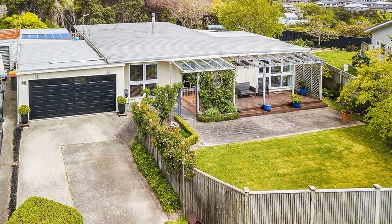 142 Kahu Road, Paremata, Porirua - Carousel 1