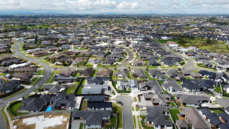 8 Harrier Court, Flagstaff, Hamilton - Carousel 29