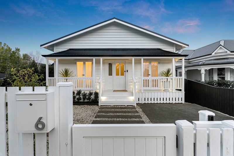 6 Francis Street, Grey Lynn, Auckland - Carousel 1