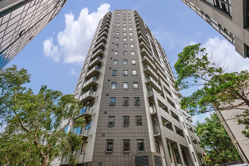 8F/6 St Martins Lane, Grafton, Auckland - Carousel 1