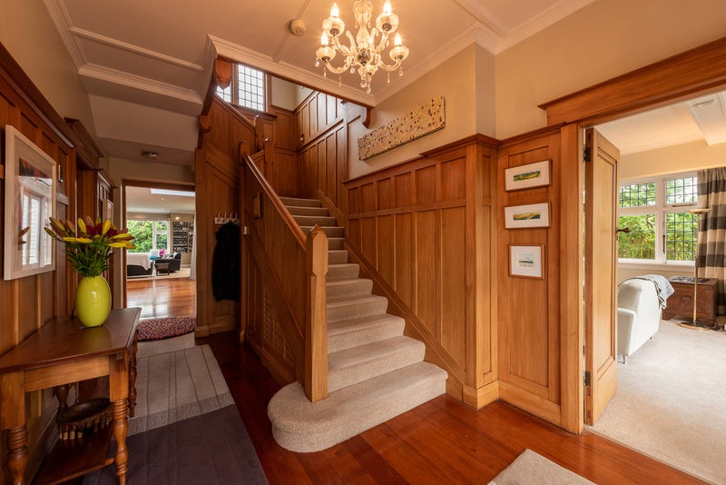 8 Lancaster Street, Karori, Wellington - Carousel 2